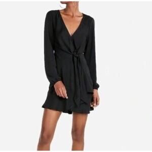 Express NWT Black Knot Front Long Sleeve Dress